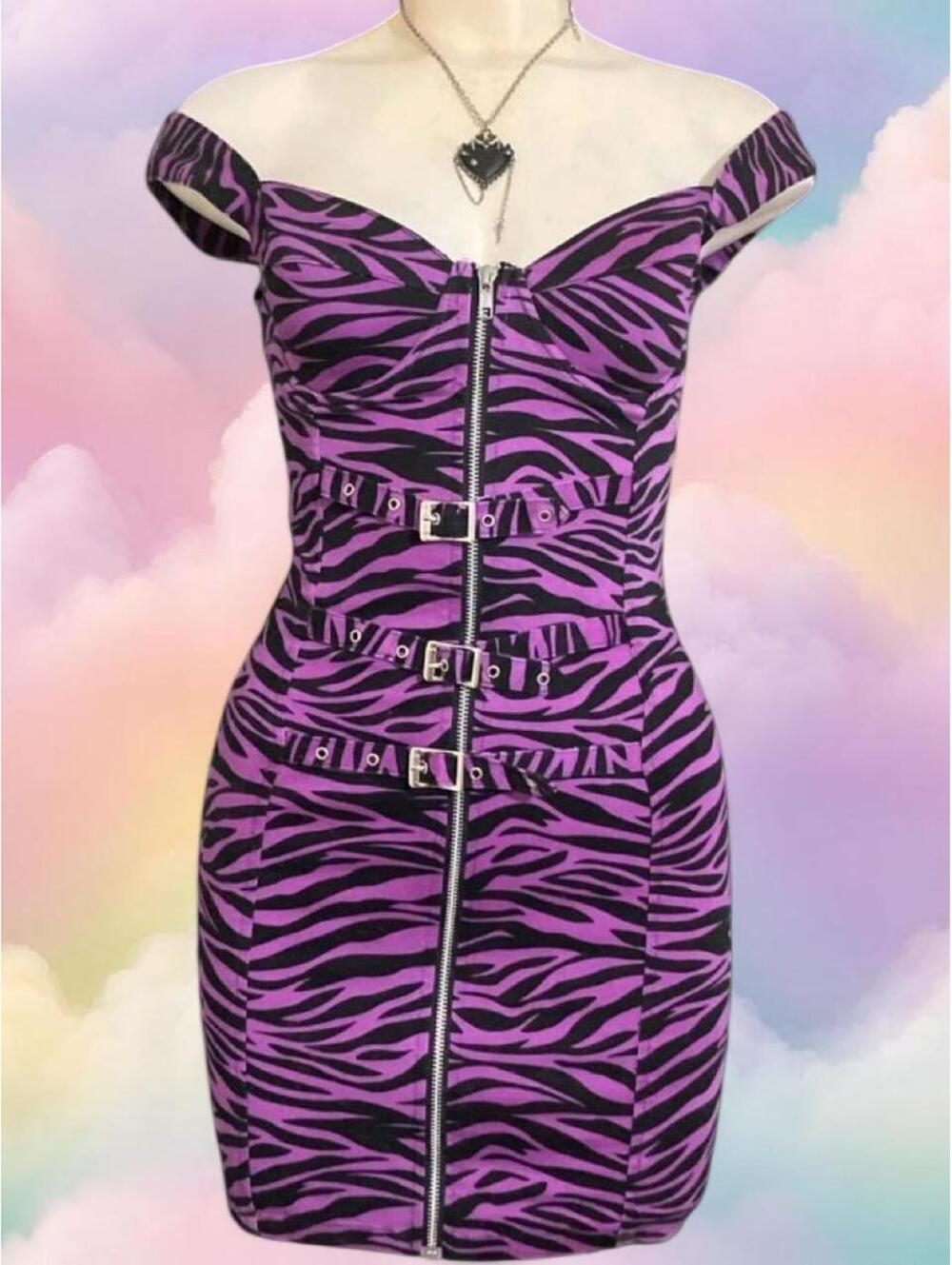 Absolutely UNBELIEVABLE Switchblade Stiletto Vintage Y2K Zip Up Mini Dress - Picture 2 of 6